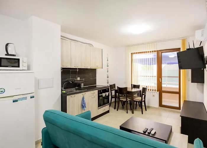 Marea Апартамент *