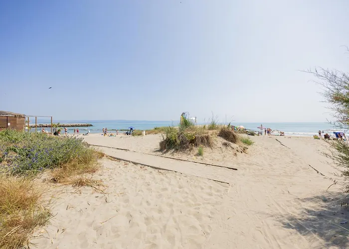 Апартамент Marea Поморие